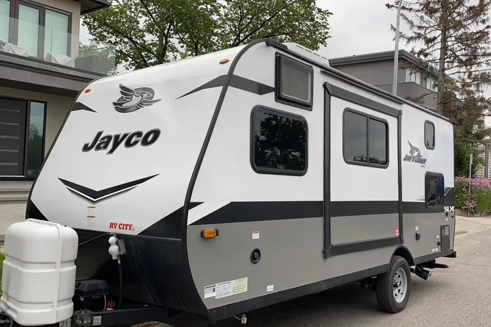 2022 Jayco Jay Flight SLX - Calgary Motorhome Rental